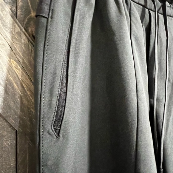 COPY - Lululemon mens License to Train Pants - Picture 6 of 10